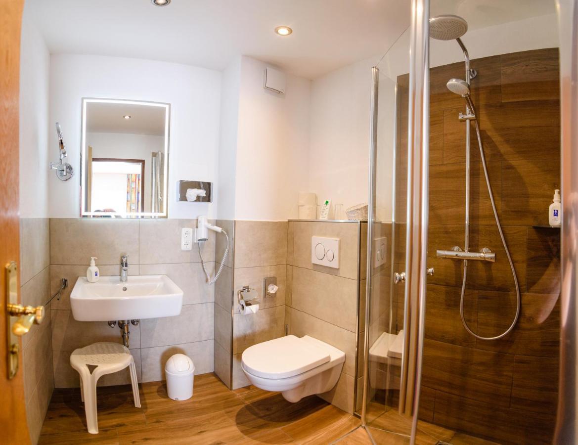 Superior Double Room with Balcony,1191074644:JPEG